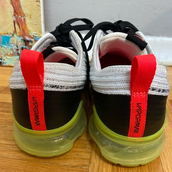WOMEN’S NIKE AIR VAPORMAX FLYKNIT 3 - GREEN COLLECTION - SIZE 5.5 - Picture 7 of 8